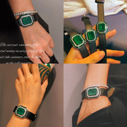 人造祖母绿手表款手链女轻奢小众女士腕表款，手环欧美时尚大方手镯