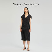 Vesas Collection唯尚女装连衣裙 桑蚕丝 面料 轻柔 飘逸 条纹