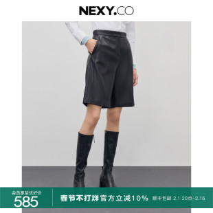 nexy.co奈蔻2023年秋季气质经典休闲皮裤女士，直筒减龄短裤