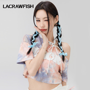 lacrawfish甜酷辣妹字母pu皮，剪花绑绳挂脖露肩，短袖扎染t恤女上衣