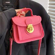 玫红色包包女2024时尚，高级质感单肩小方包网红洋气手提斜挎包