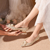 婚鞋女秀禾主婚纱两穿公主伴娘水晶鞋低跟孕妇鞋新娘高跟鞋不累脚