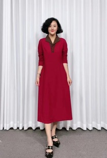 高端奢华长袖子连衣裙女2023秋季洋气红色宽松显瘦V领长裙子