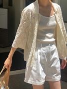  韩国 OUNCE 23年夏浮雕蕾丝遮阳衬衫米白色防晒薄外套女