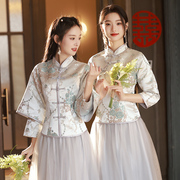 中式伴娘服女2024冬季大码姐妹团礼服，秀禾服小个子缎面伴娘裙