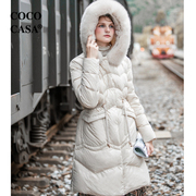 欧洲站狐狸毛领羽绒服，女中长款2022冬季新米白色，大牌收腰欧货外套