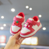 草莓熊女童鞋子儿童运动鞋2024春秋可爱时尚百搭软底女孩板鞋