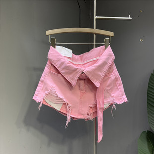 粉色减龄破洞a字牛仔裤裙，2023夏季欧货设计感翻领性感超短裤