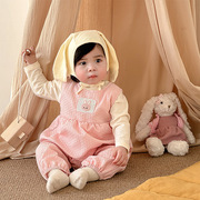 婴儿衣服春秋装套装女连体衣超萌可爱兔耳朵T恤背带裤两件套