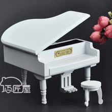 S新款特价 ANKYO镀金机芯木质钢琴音乐盒8曲任选送绒台生日礼物