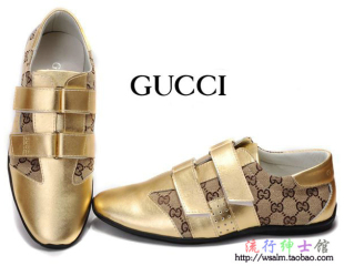  新款时尚流行GUCCI百搭牛皮休闲鞋 魔术贴英伦男士板鞋 C6