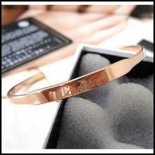 La tarjeta perfecta para K * brazalete de oro de Cartier en oro rosa sub-clásica pulsera de titanio de apertura
