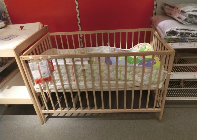 【宜家代购】辛格莱 婴儿床 榉木带围栏护栏免代购费