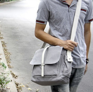  新款潮流韩版男式帆布单肩斜跨包 休闲中学生斜挎小背包书包