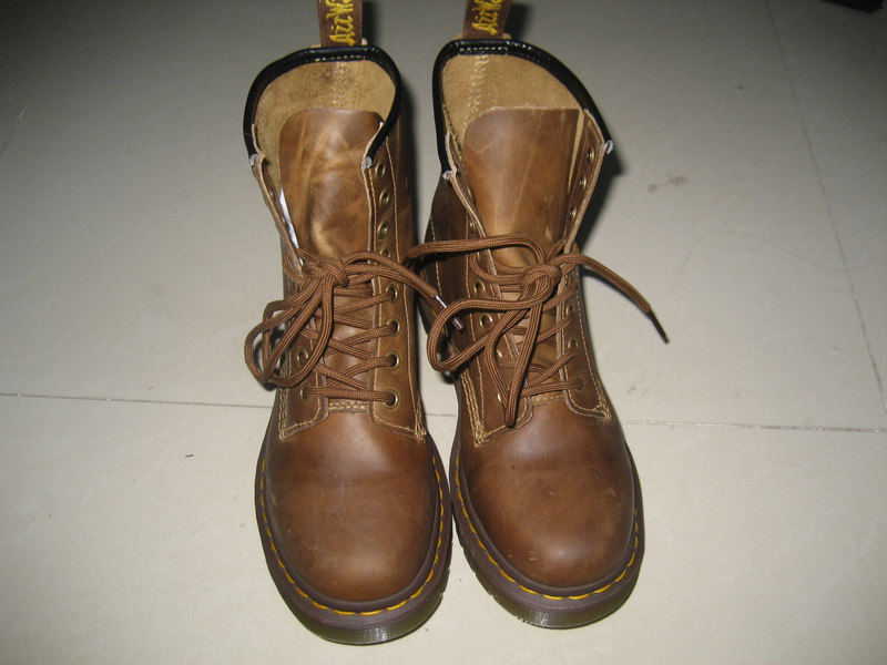 [原单正品] Dr. Martens 马丁 经典高帮8孔靴 1460 棕色