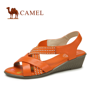  【限时促销】CAMEL骆驼正品女鞋 真皮水钻中跟坡跟女凉鞋81056600