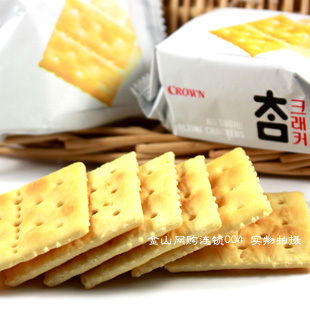  韩国进口可拉奥crown太口咸饼干 咸味苏打 薄脆可口 休闲零食 56g
