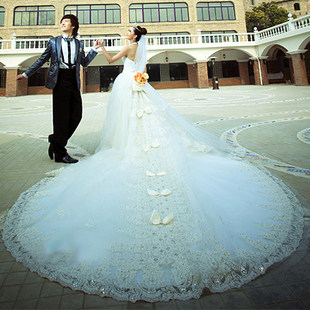 2013甜美抹胸韩版蕾丝奢华大拖尾高腰加大码婚纱礼服胖mm显瘦绑带