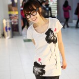 2012夏装新款 韩版女装中长款弹力修身短袖T恤 水墨荷花浅灰色
