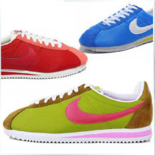 �Ϳ���Ʒ��ЬŮЬ͸����ЬNIKE����Ь�˶�Ь���ܲ�Ь457226-700