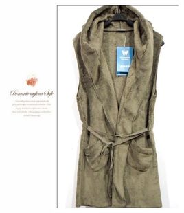 2011秋冬户外名品<em>女士抓绒马甲</em>时尚气质毛茸