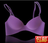 黛安芬秋季爆乳细带款纯色光面无痕内衣一片式聚拢文胸 有套装