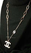 Signos clásicos de Chanel en oro rosa de 14K de la cadena collar de diamantes suéter destello largo no se apaga