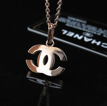 Descuento Chanel doble C de Chanel carta LOGOTIPO collar de 14 quilates de oro rosa hombres collar y regalos a las mujeres parejas