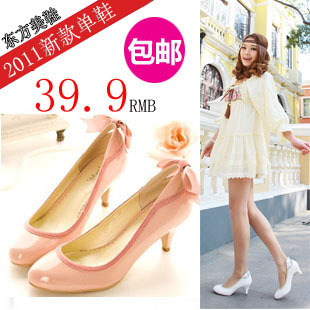 <em>达芙妮女包官网</em>_达芙妮女包2010_最好的达芙