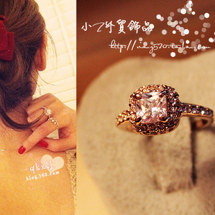  小Z优品 呛口小辣椒  夸张公主方形仿真钻戒水晶戒指新娘结婚