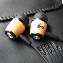 ˫�ʹڣ�JBL220������JBL 390 ����ľ�ʶ��� ���ϵ�� ���Ƶ���