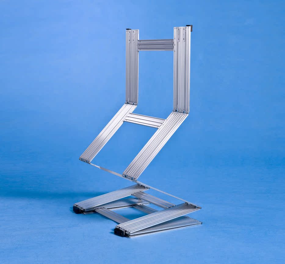 曲星兄弟快速折叠梯 央视《我爱发明》 播出2