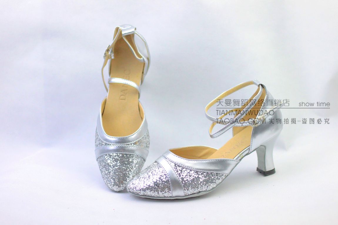 major lady Sequins Patent leather Modern shoes Ballroom dancing shoes/Latin shoes/Modern Dancing shoes square dancein the Sports/Yoga/Fitness/Fans supplies , Dance/Aerobics/Gymnastics , Ballroom , Modern shoes category - from Buy2taobao.com to provide professional Taobao agent buy service