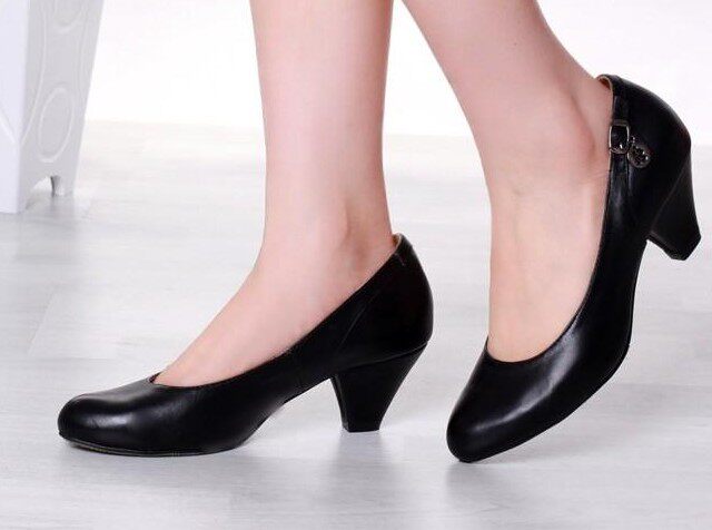 达芙妮专柜正品 OL职业真皮单鞋女 <em>中跟女鞋</em> 