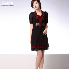 	  
	  <span class=H>连衣裙2010夏装新款</span>绝美/女装新款/桑蚕丝/短袖连衣裙