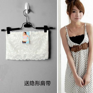 Delicate crochet lace Bra Ms. Cotton Tee wrapped chest sexy underwear vest flower border defense emptied of black and white 058