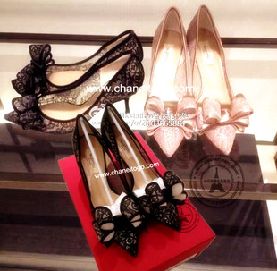  春夏Valentino/华伦 黑色/裸粉色蕾丝超大蝴蝶结尖头高跟婚鞋