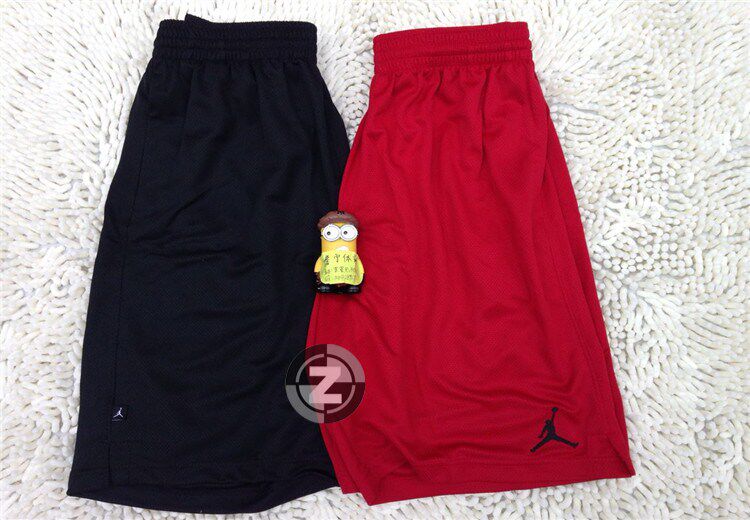 詹宁体育NIKEAIRJORDANAJ<em>经典乔丹篮球短</em>