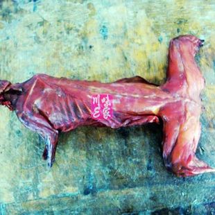  四川特产 农家自制烟熏腊兔子/腊兔肉/腊兔肉另有四川香肠腊肉