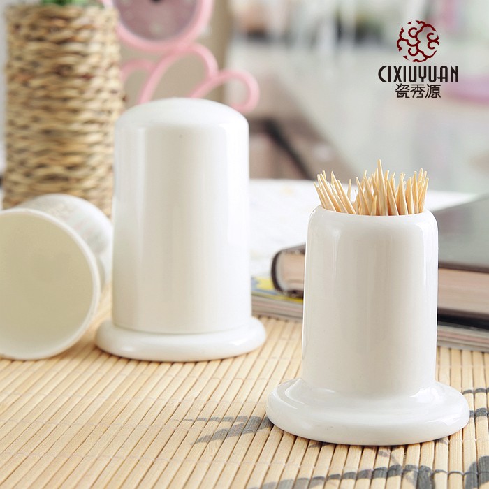 Creative toothpick box Ceramic Toothpick Holder White Toothpick cans European style Hotel tableware Swing sets partsin the Tableware , Tableware , Matching porcelain , Toothpick Holder category - from Buy2taobao.com to provide professional Taobao agent buy service