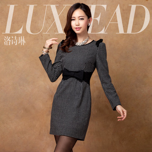  luxlead洛诗琳 冬款新品 蝴蝶结腰带黑白波点修身长袖连衣裙