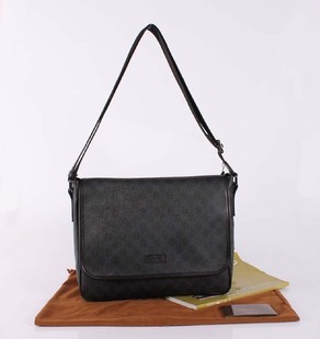  实拍新款 古家男士单肩斜挎包180687克色PUC 配真皮 顶级品质