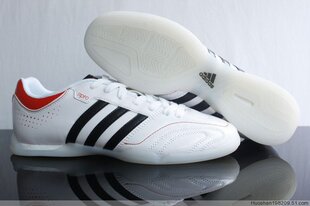  包邮正品adidas阿迪达斯KAKA卡卡5代白黑平底室内足球鞋男鞋