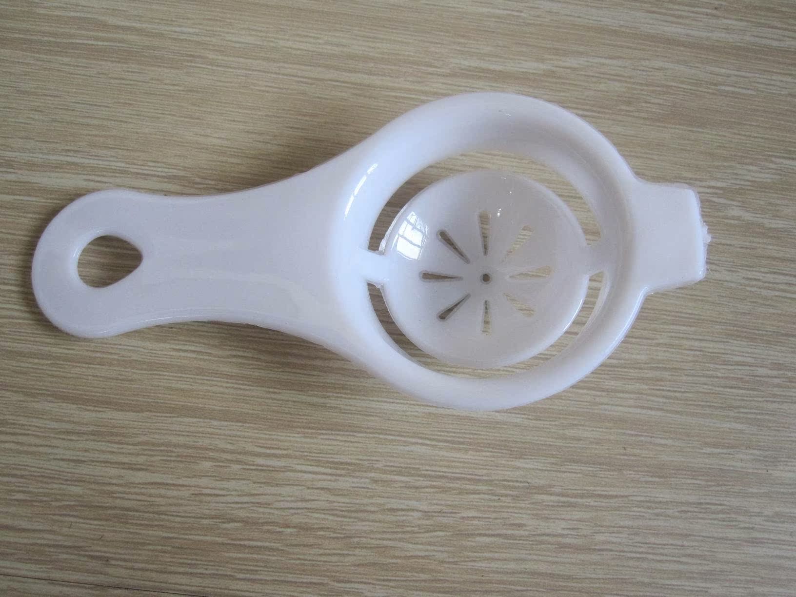 蛋清分离器 给宝宝做蛋黄的好帮手 做蛋糕 做面膜(可批发)在类目 厨房/烹饪用具, 厨用小工具/厨房储物, 鸡蛋加工, 蛋清分离器中 - 来自Buy2taobao.com提供专业的淘宝代购服务