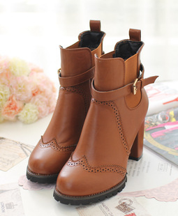  琪琪家 欧美皮带扣厚底短靴马丁靴骑士棉靴皮靴复古英伦高跟靴子