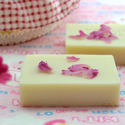 有机酪梨榛果保湿收缩毛孔纯天然手工冷制洁面皂。。。