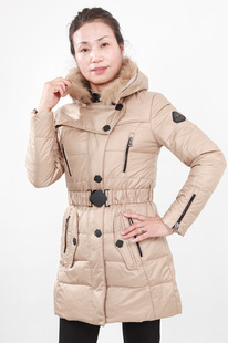 本人160,86斤,求购一款羽绒服,要求简单,大方款