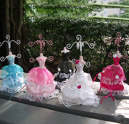 首饰架耳环架珠宝架公主梦雪花层层蕾丝18CM展示架82012|ruв категории Украшения,ювелирные изделия, украшения для хранения, дисплей ювелирных изделий - от Buy2taobao.com для оказания профессиональной услуги покупки агента Taobao