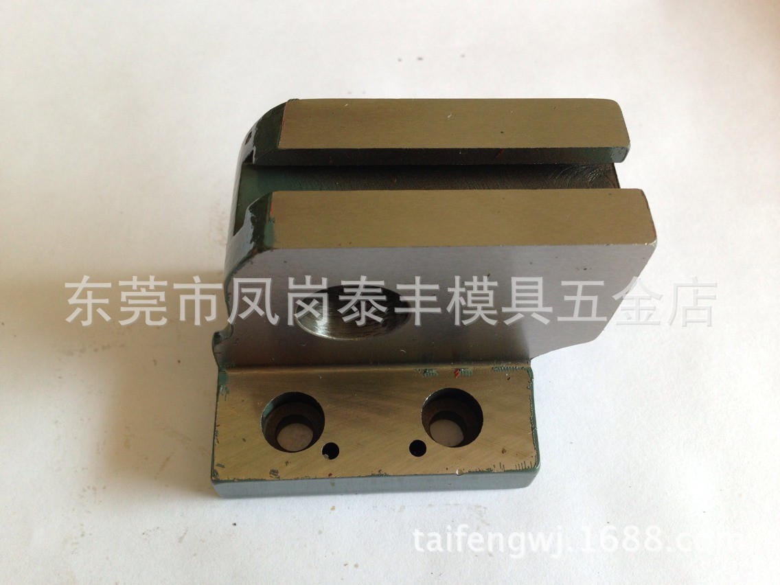 自动车床配件五号刀刀架座刀架总成台湾名阳15/20型现货促销5044在类目 五金/工具, 机械五金, 其他机械五金(新)中 - 来自Buy2taobao.com提供专业的淘宝代购服务
