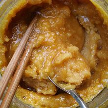 青川原生态限量土蜂蜜 纯天然蜂蜜 最原始巢蜜 木桶养蜜蜂 包邮